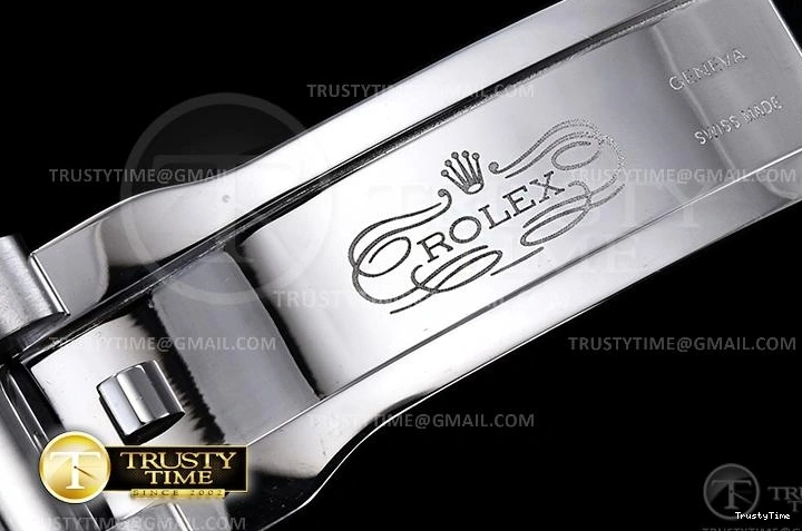 1022 ModernLook RDD0224B – DayDate 36mm 747